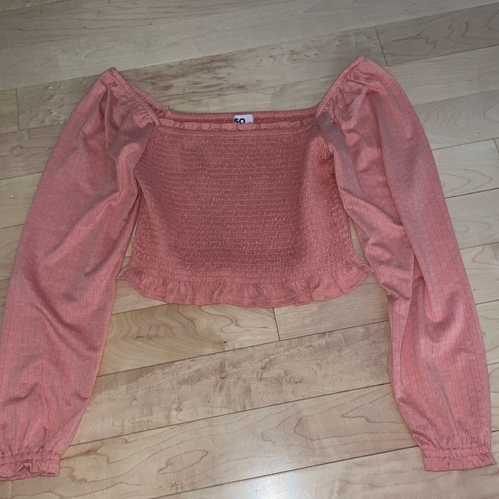 SO cropped smocked long sleeve top size medium